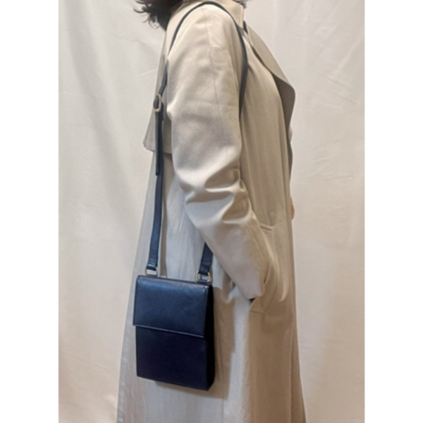 本革ポシェットバッグ - Image 10