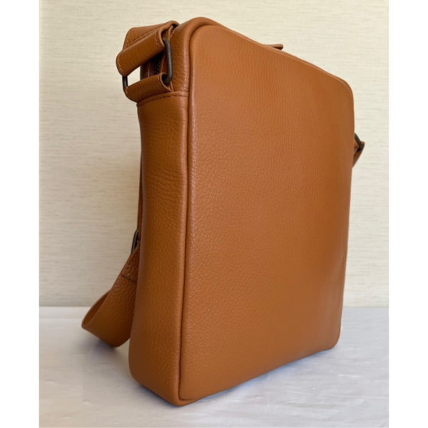 本革メンズショルダーバッグ - Image 5